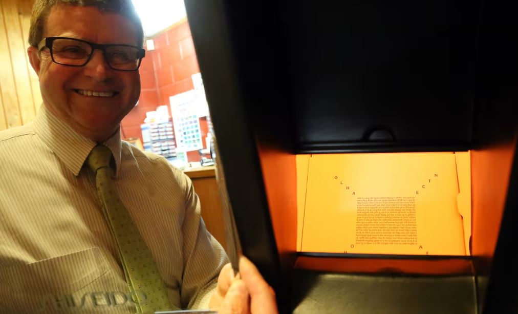 John Mellsop with Colorimeter
